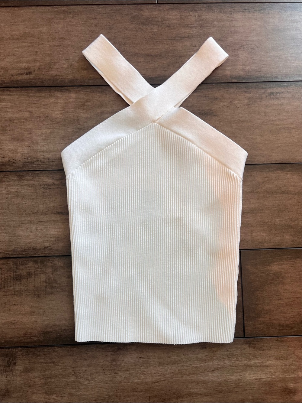 ARITZIA Babaton Sculpt Knit Criss Cross Tank Cropped White Women’s Medium - Picture 2 of 7